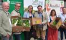 Obm. der Oö Gemüsebauern Ewald Mayr, Landwirtschaftskammer OÖ Präs. Bgm. Mag. Franz Waldenberger, Betriebsleiter Mag. (FH) Lisa und DI Stefan MORITZ und Maria und Franz Niedermaier (Eltern von Lisa) 